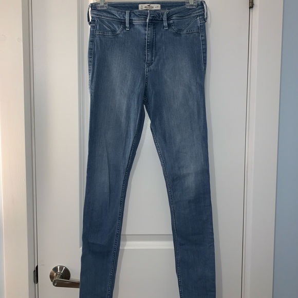 Hollister Medium Wash Jeggings - Picture 1 of 3